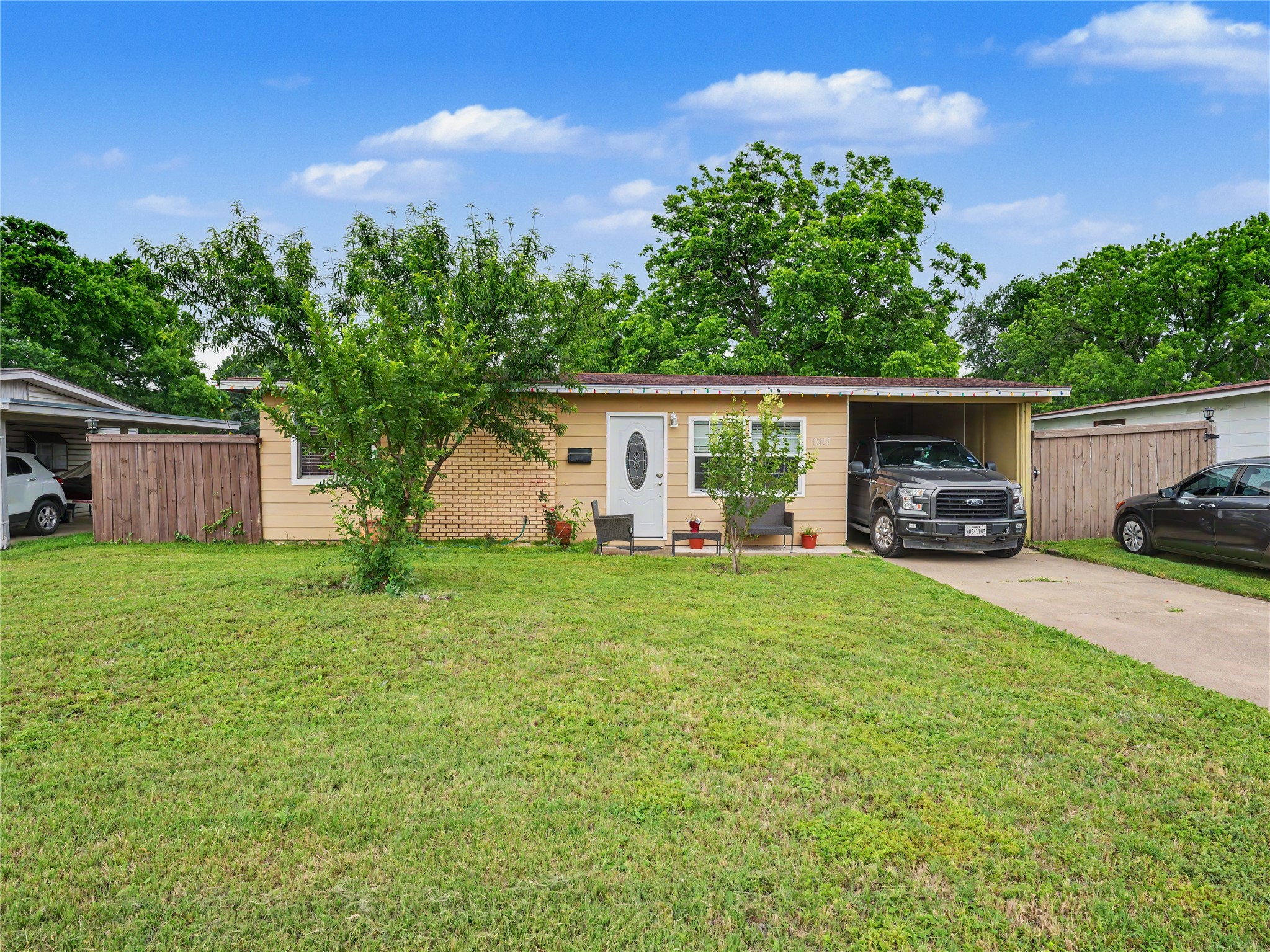 1217 California Parkway S Fort Worth TX 76134