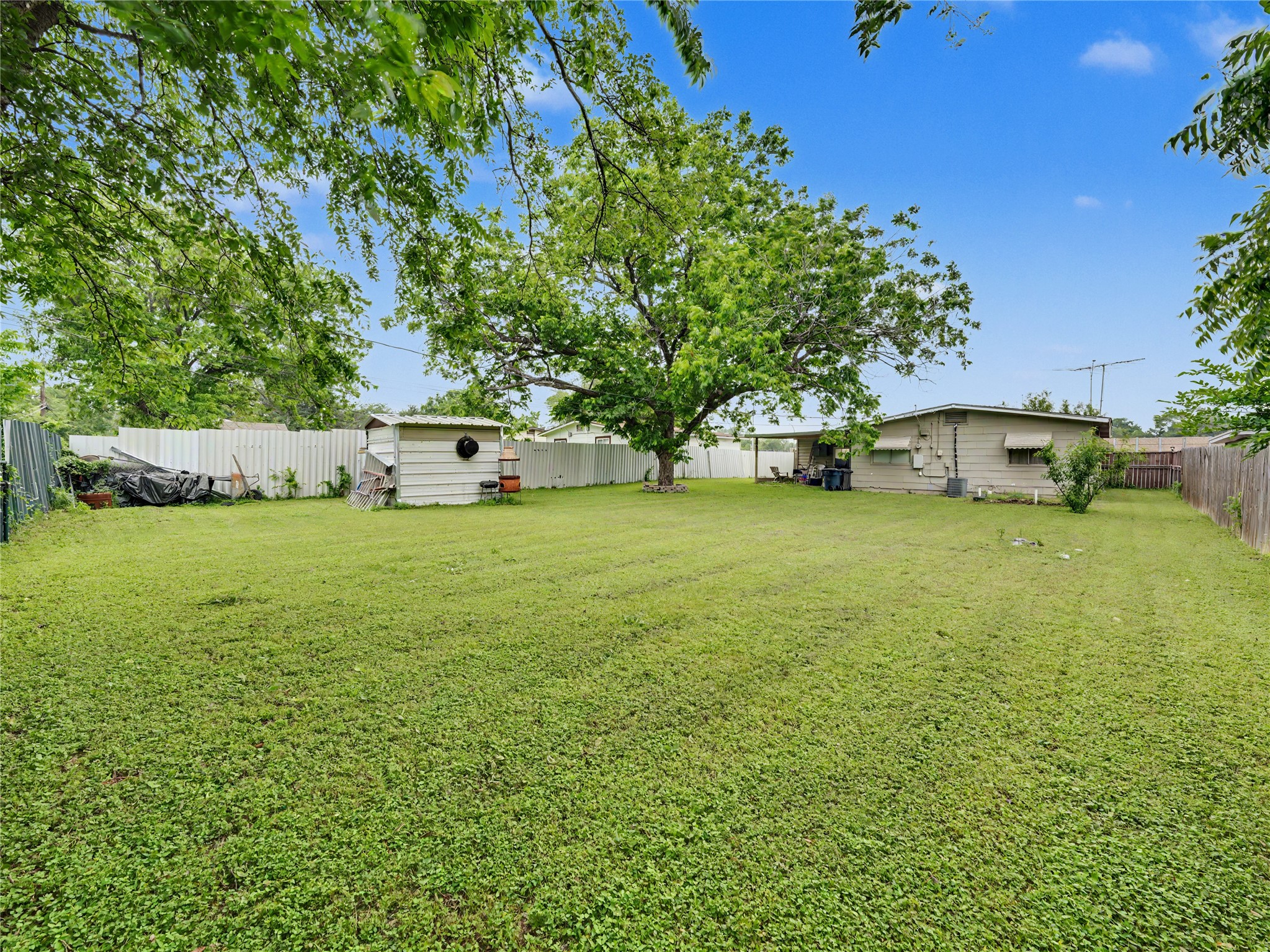 1217 California Parkway S Fort Worth TX 76134