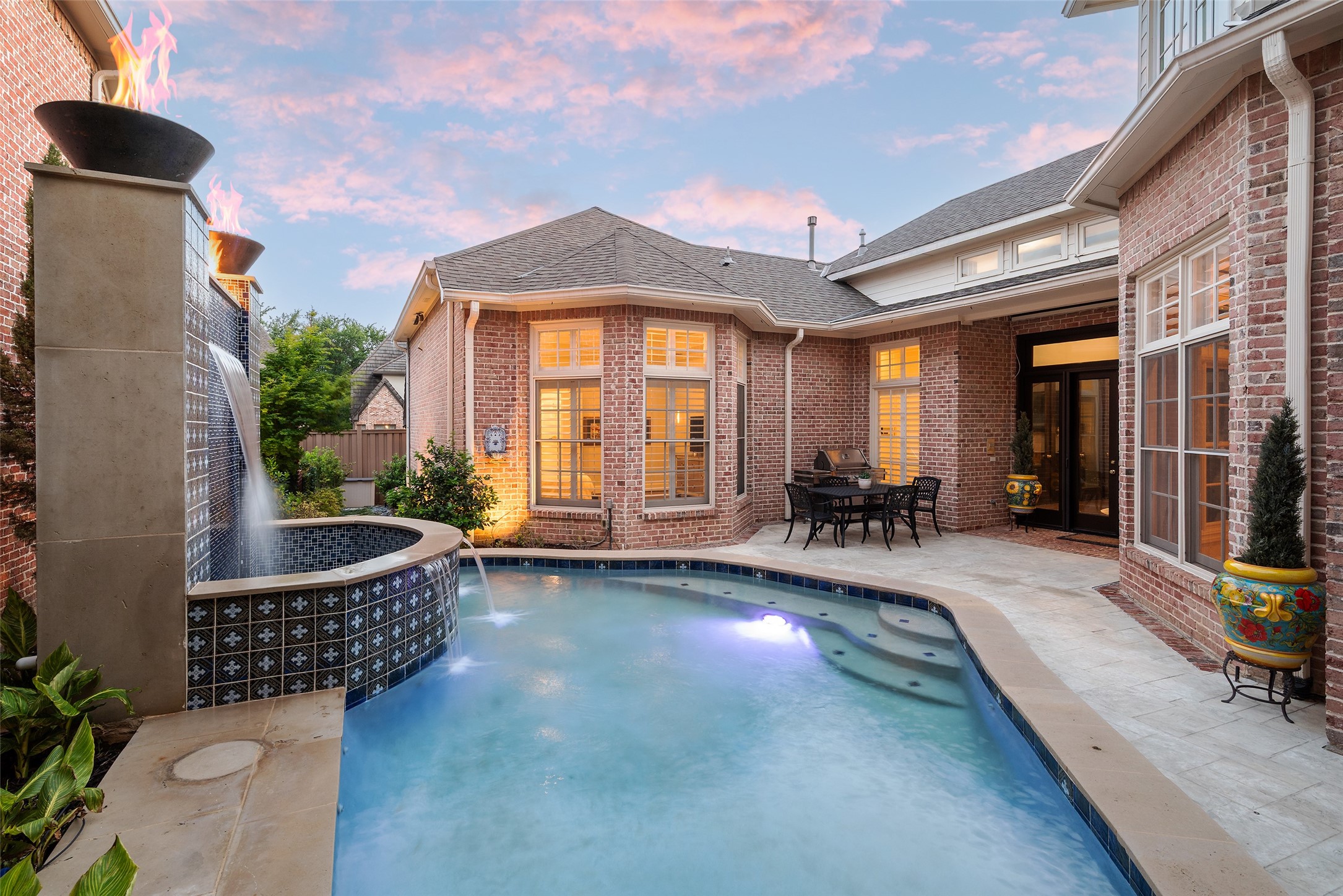 6914 Oak Manor Drive Dallas TX 75230