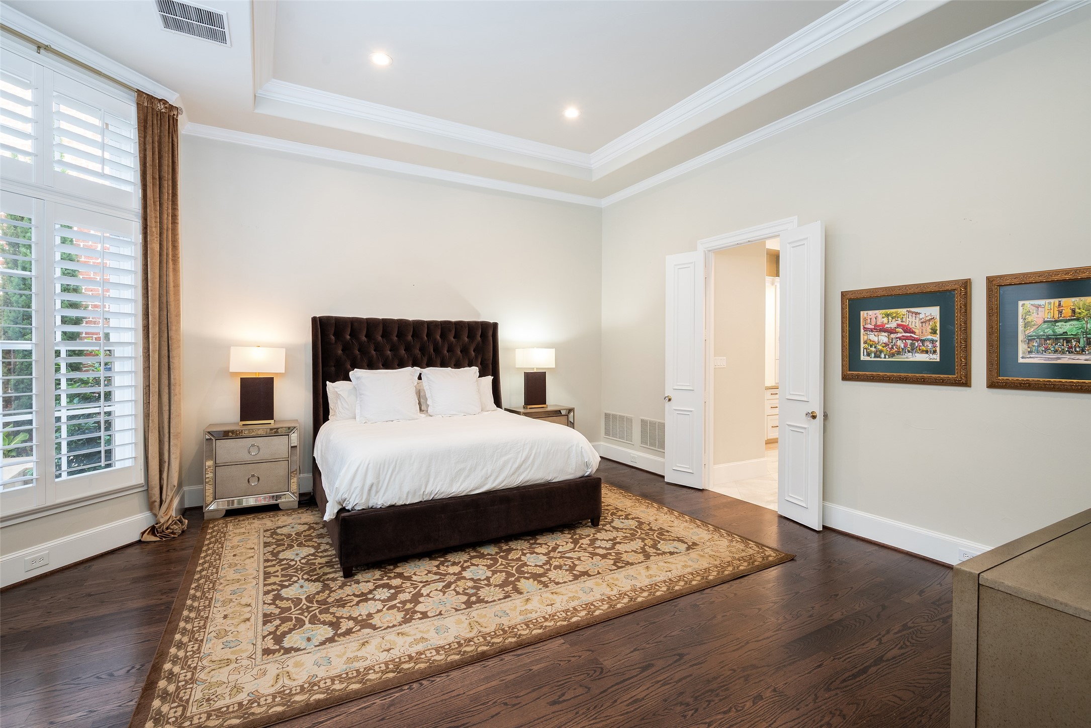 6914 Oak Manor Drive Dallas TX 75230