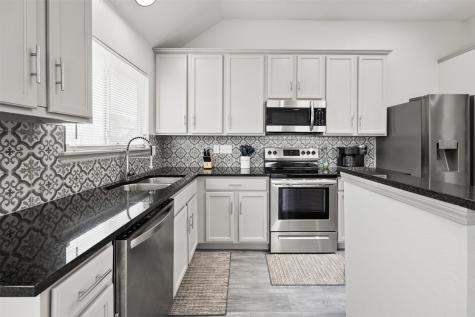 8205 Cedarcrest Lane Fort Worth TX 76123