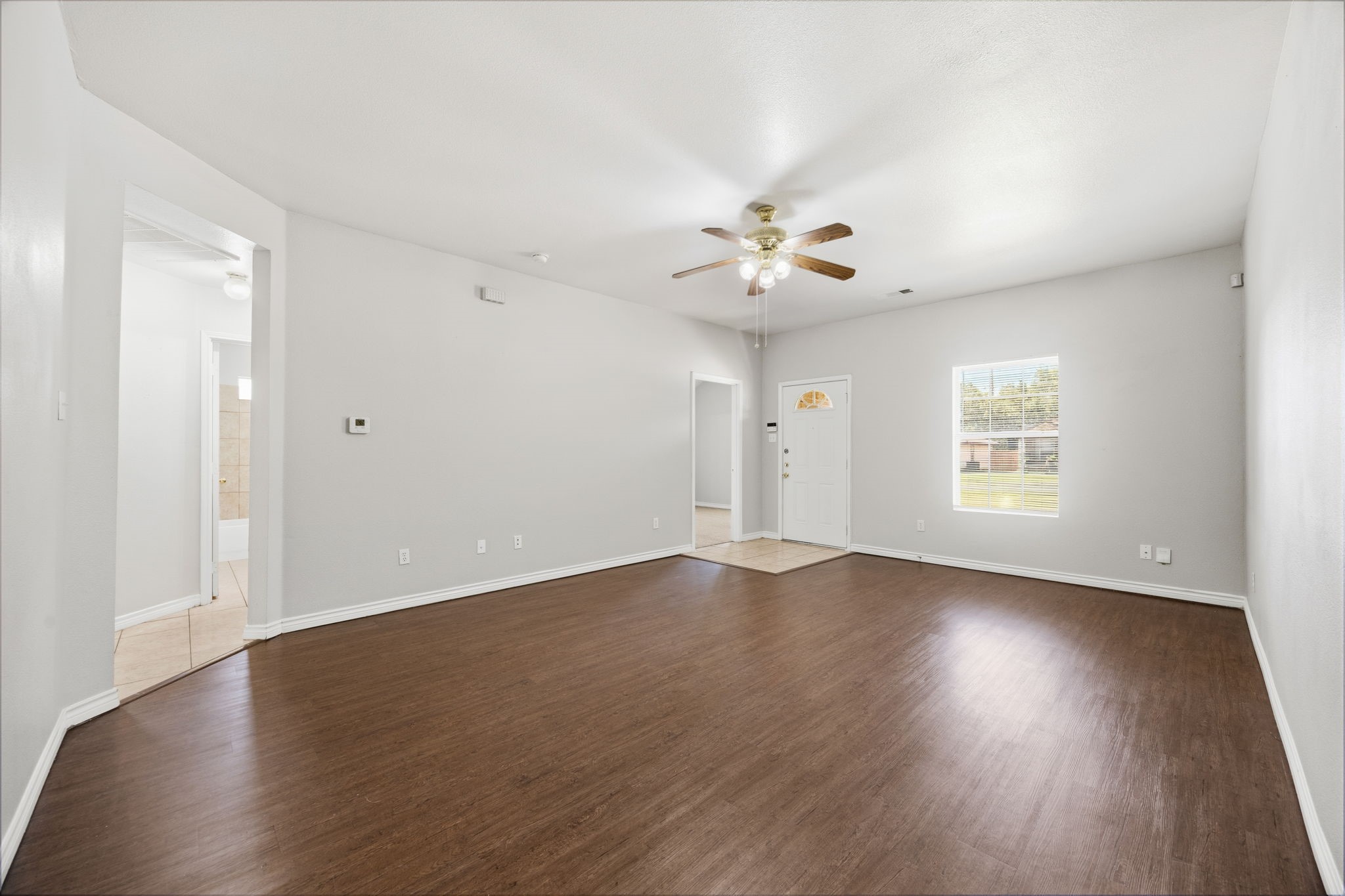 2206 Spikes Street Grand Prairie TX 75051