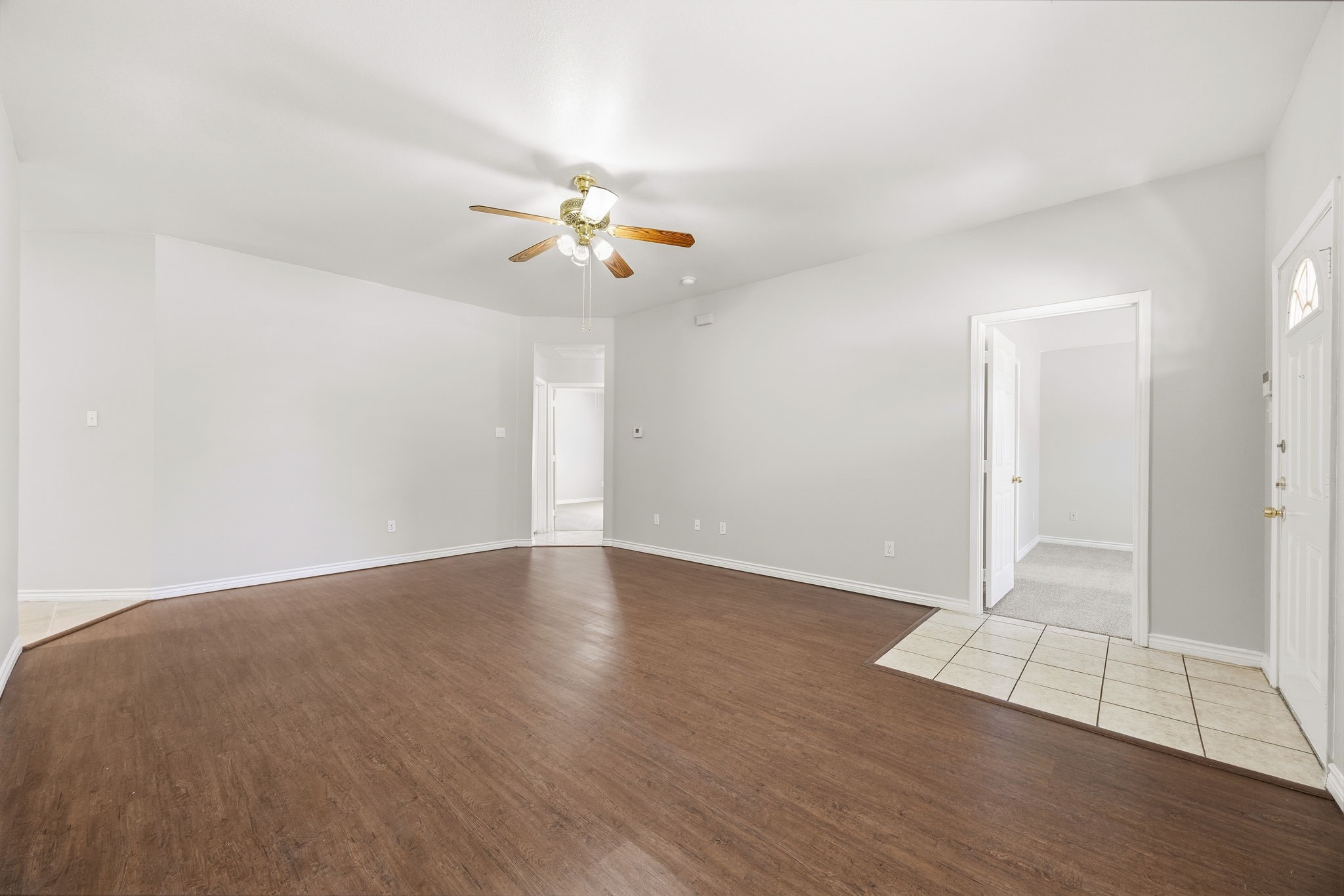 2206 Spikes Street Grand Prairie TX 75051