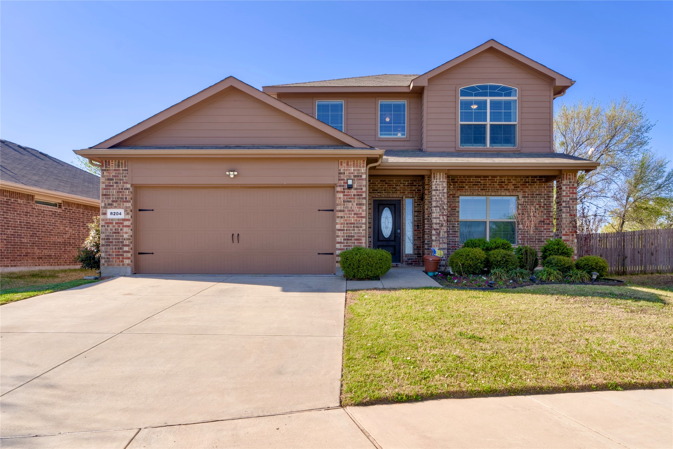 8204 Windsor Forest Drive Fort Worth TX 76120