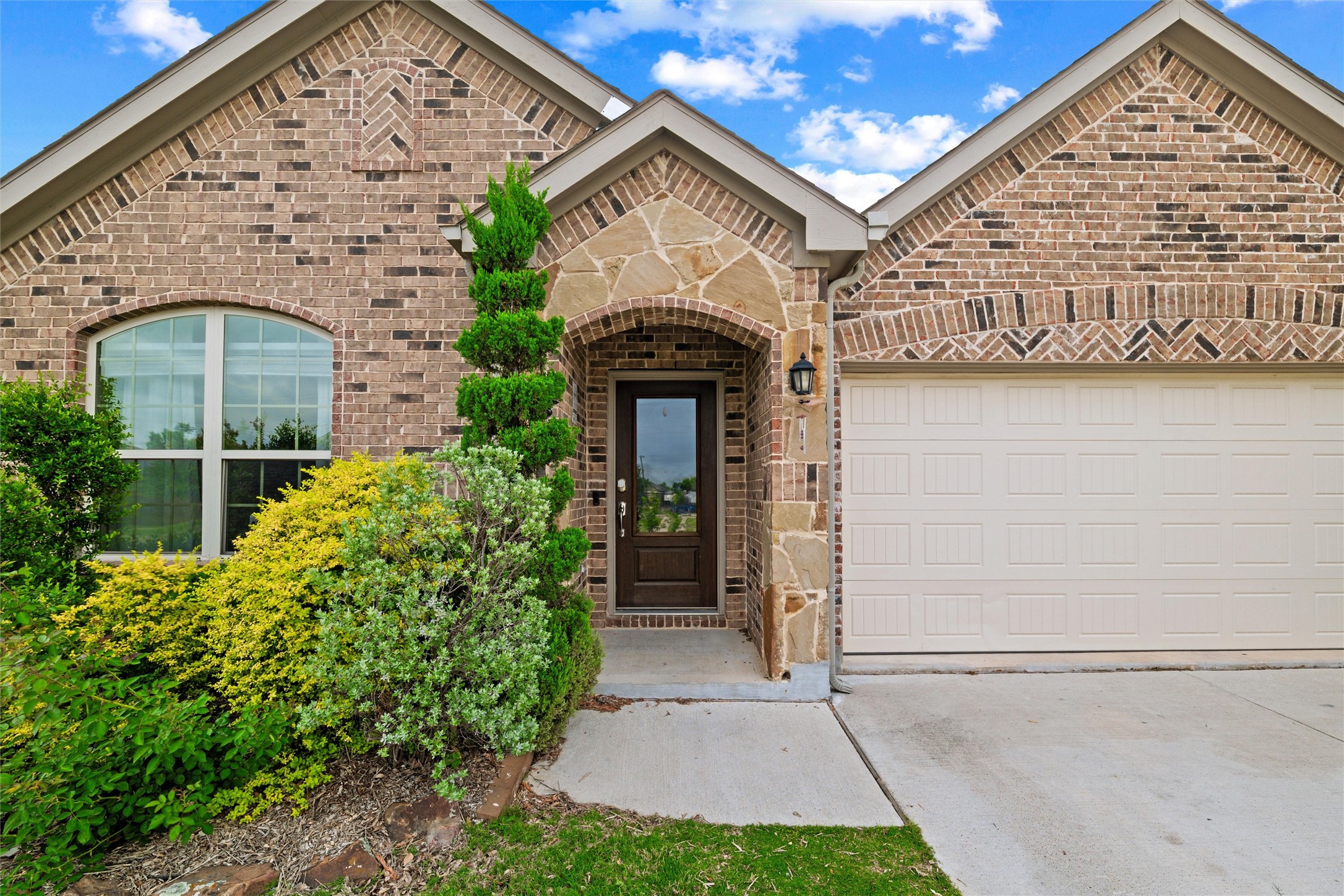 9201 Acre Meadows Lane Arlington TX 76002