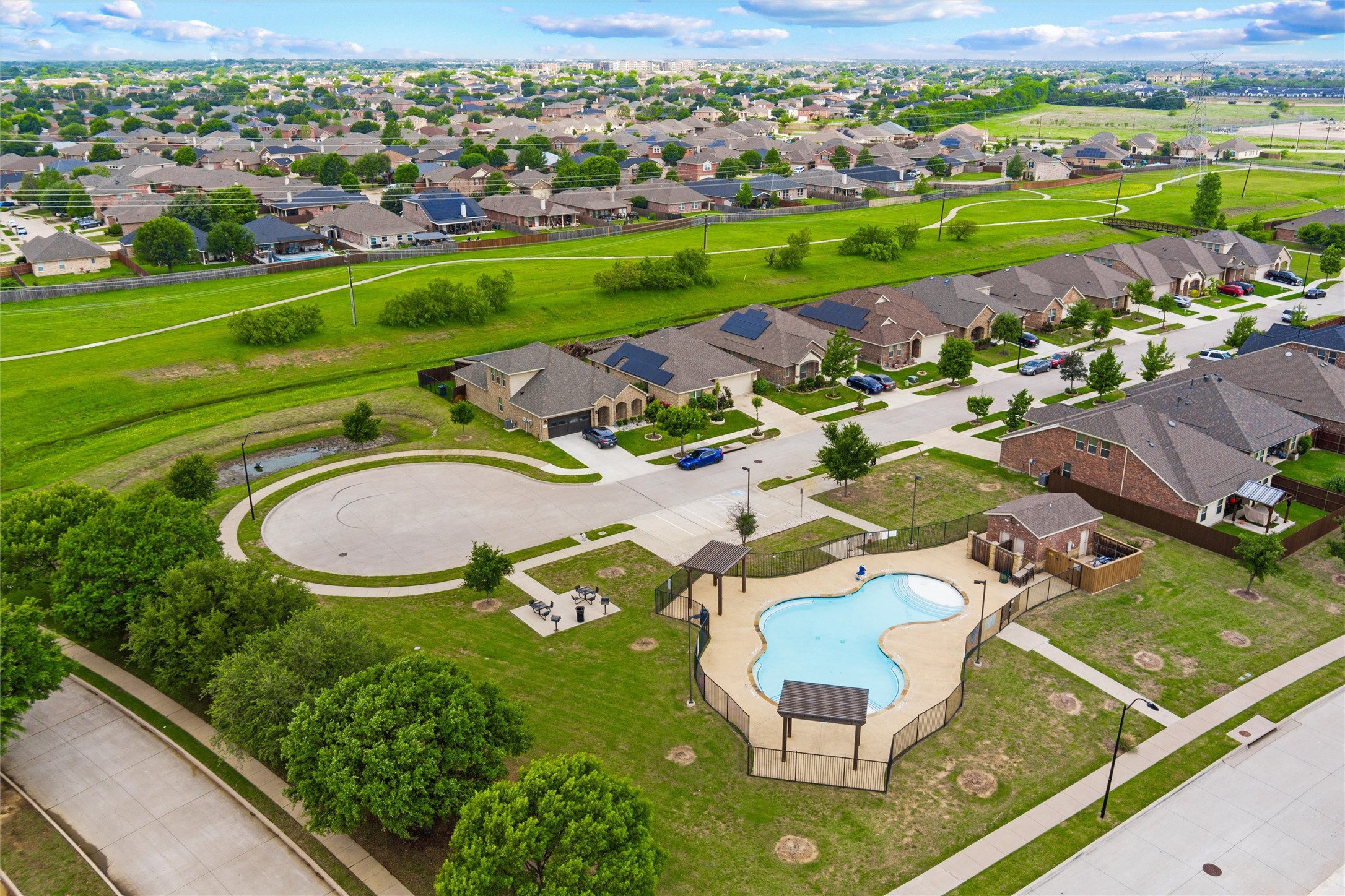 9201 Acre Meadows Lane Arlington TX 76002