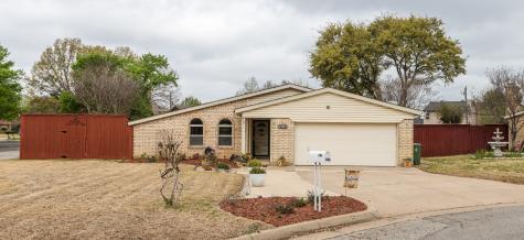 5919 Cameron Drive Arlington TX 76017