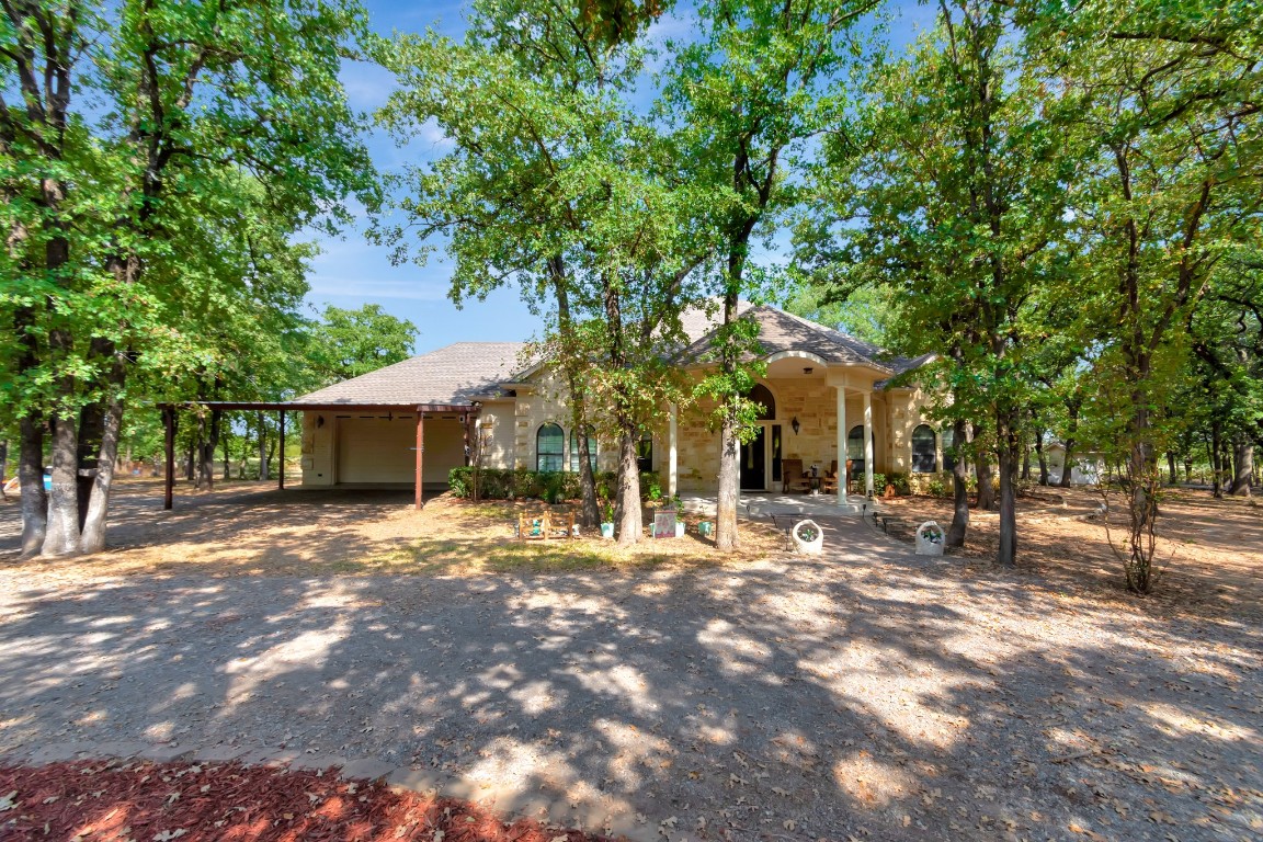 927 Jennings Lane Azle TX 76020
