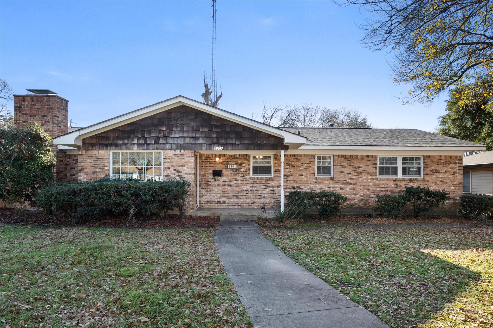 2401 W 4th Avenue Corsicana TX 75110