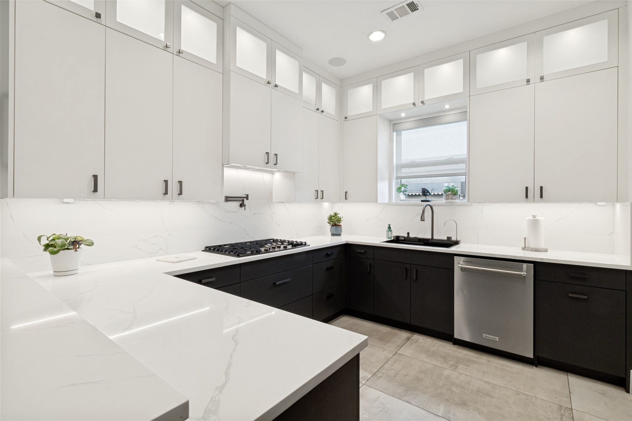 2848 Woodside Street Dallas TX 75204