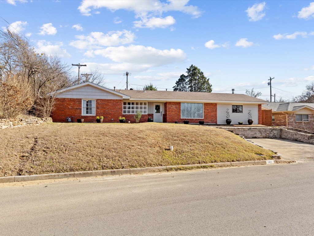 1411 Eastview Drive Weatherford TX 76086