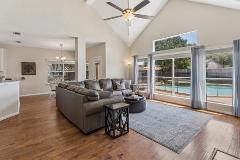 5787 Fawn Court Haltom City TX 76137