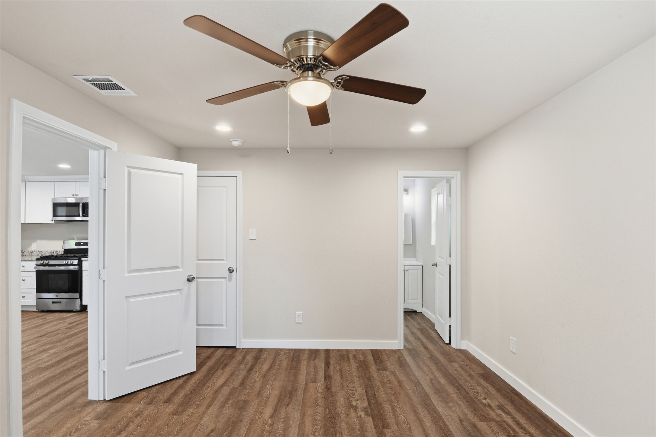 1618 Cleveland Street Greenville TX 75401