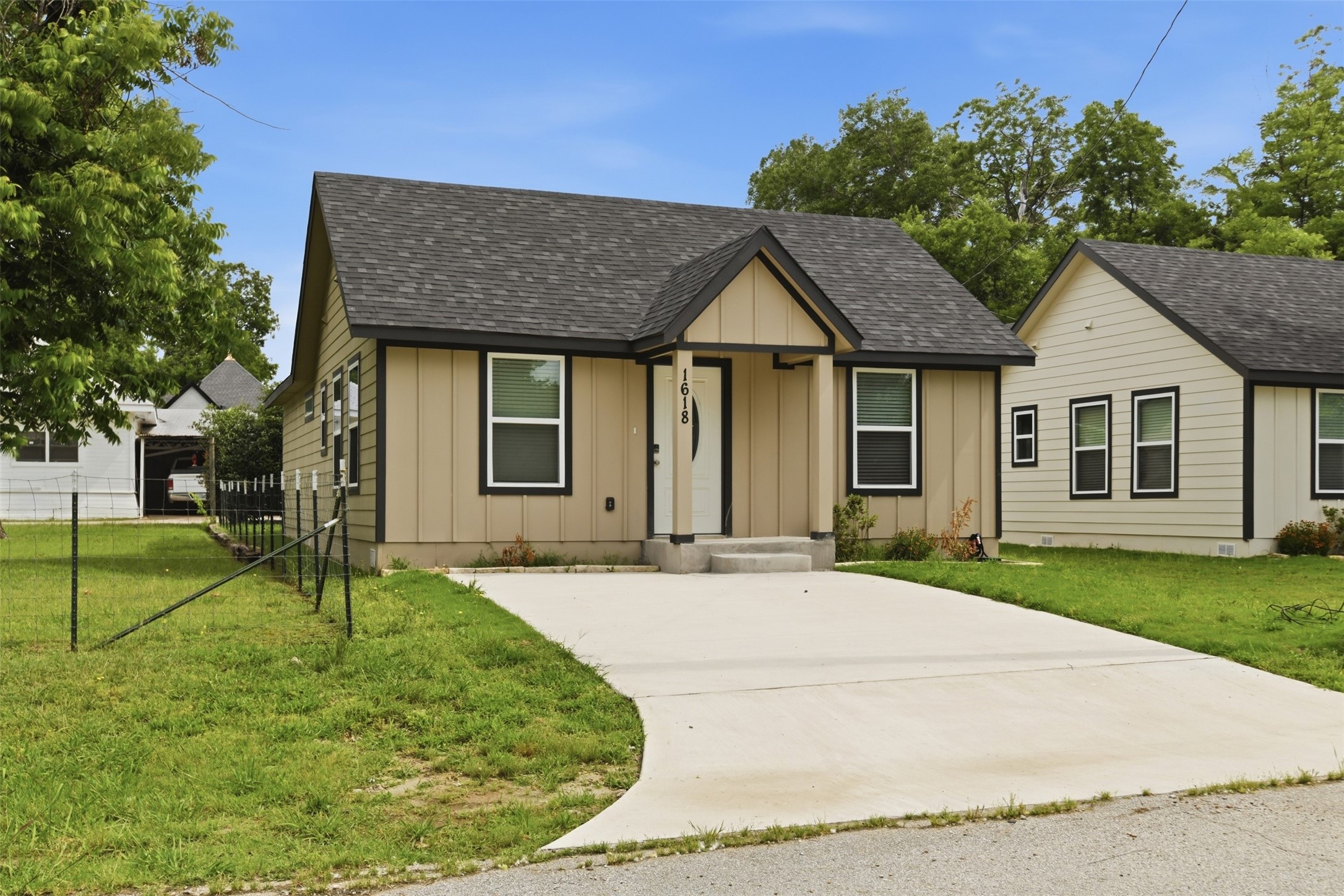 1618 Cleveland Street Greenville TX 75401