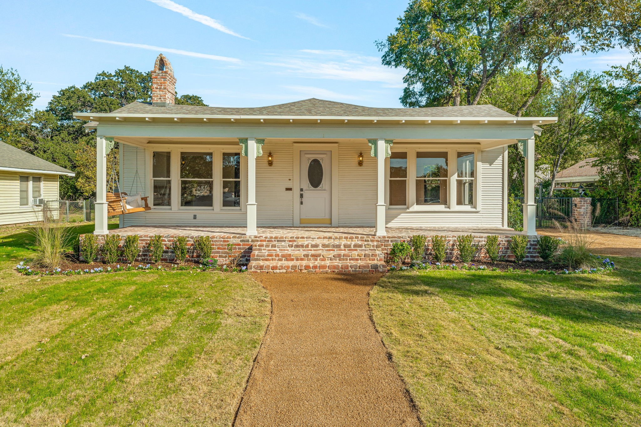 915 Cherry Street Graham TX 76450
