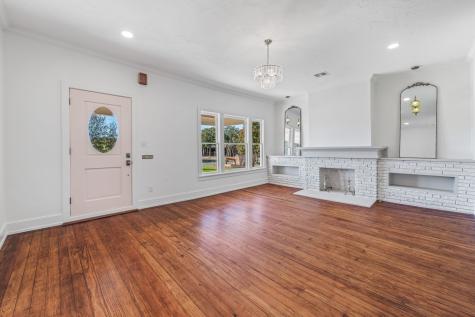 915 Cherry Street Graham TX 76450