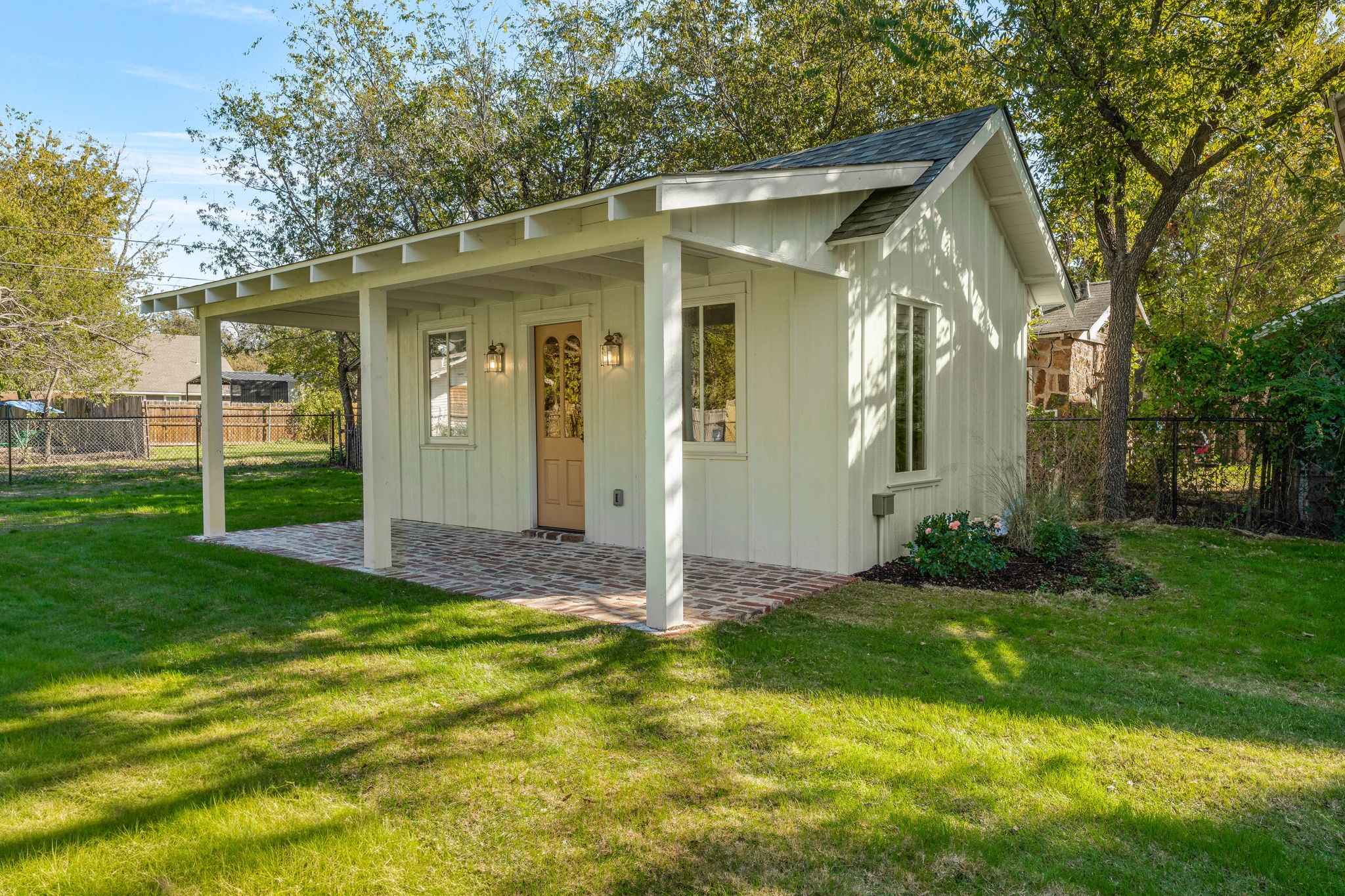 915 Cherry Street Graham TX 76450