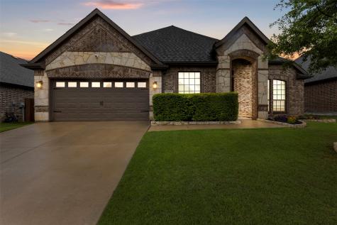 354 Wolf Creek Drive Waxahachie TX 75165