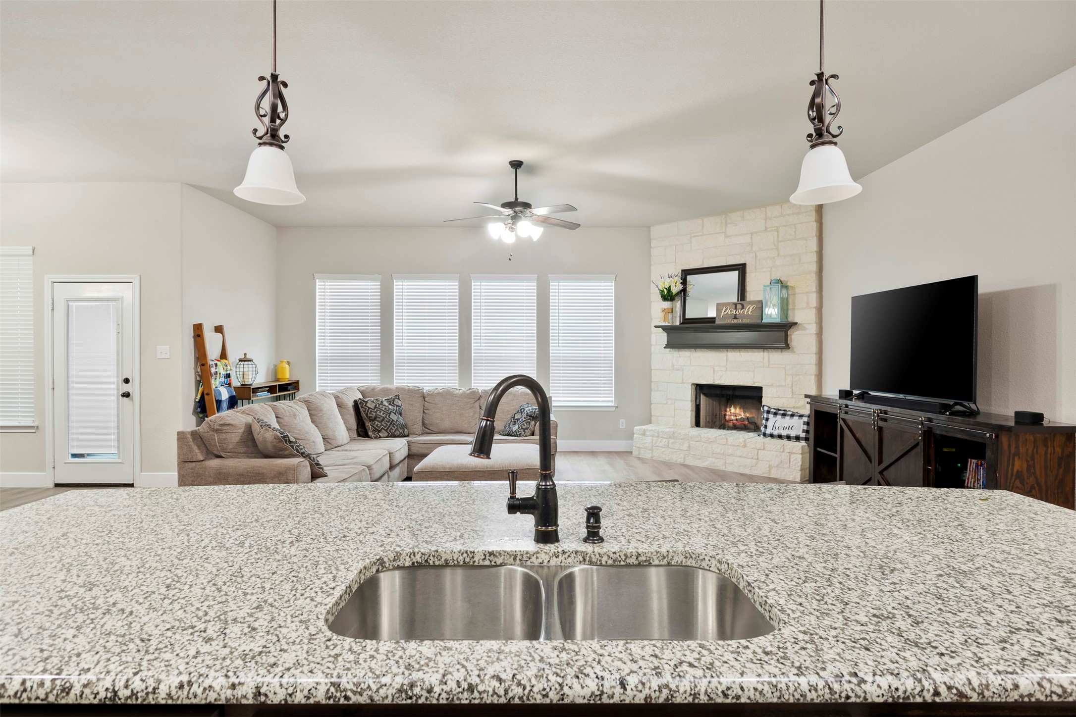 354 Wolf Creek Drive Waxahachie TX 75165