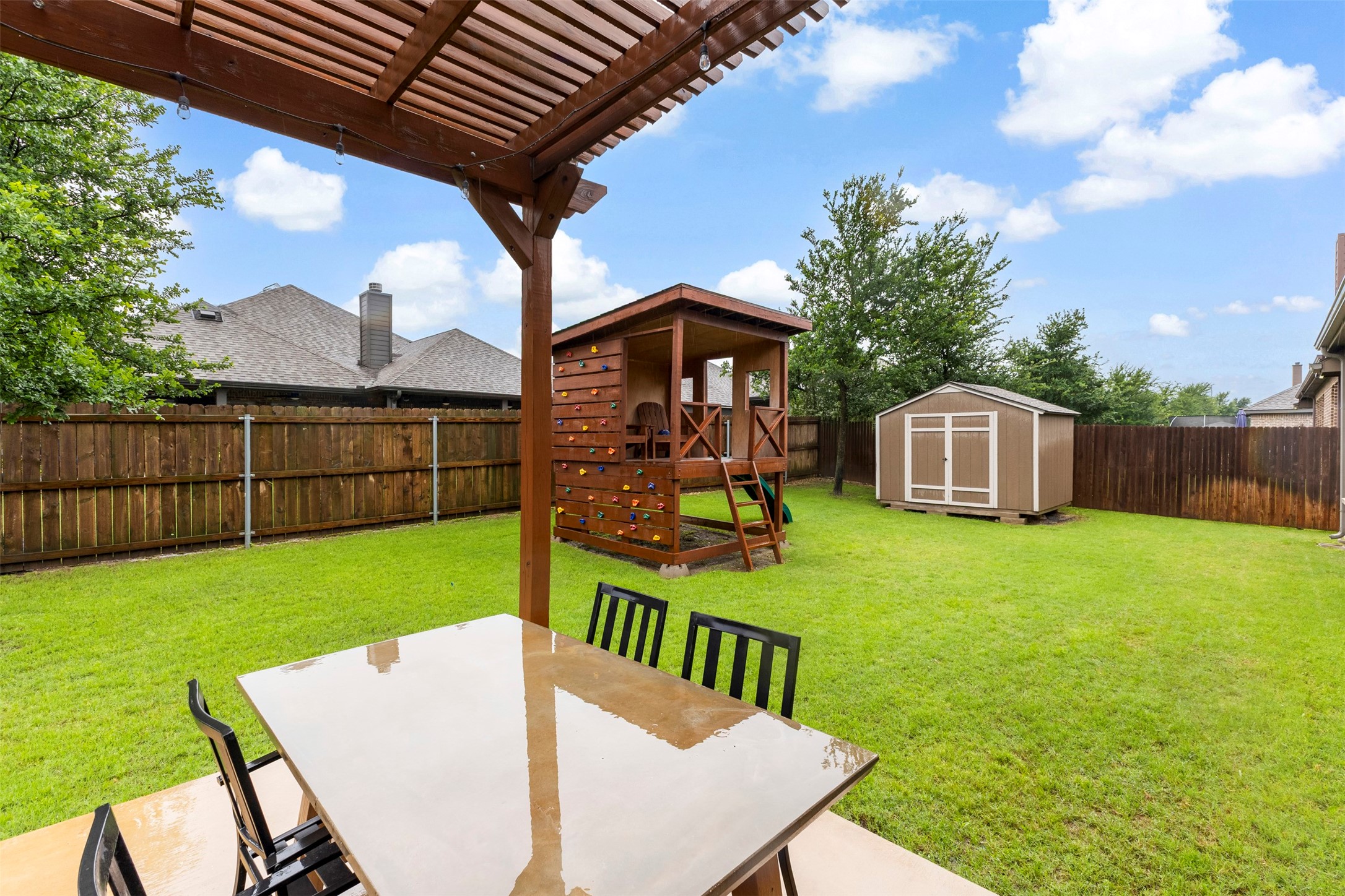 354 Wolf Creek Drive Waxahachie TX 75165