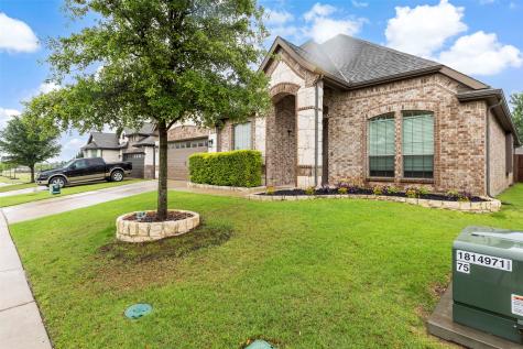 354 Wolf Creek Drive Waxahachie TX 75165