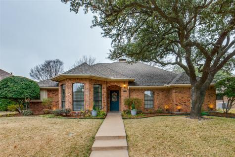2313 Diamond Oaks Drive Garland TX 75044