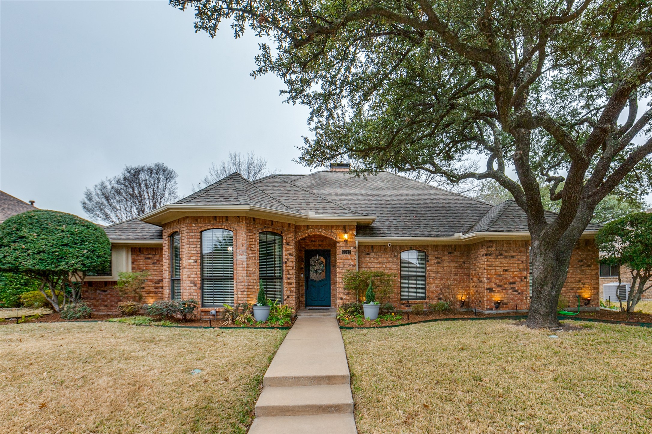 2313 Diamond Oaks Drive Garland TX 75044