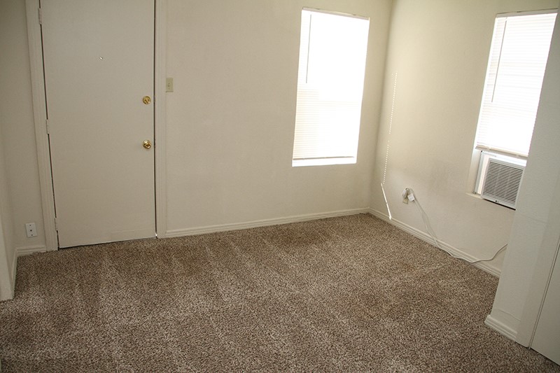 415 Hallvale Drive White Settlement TX 76108