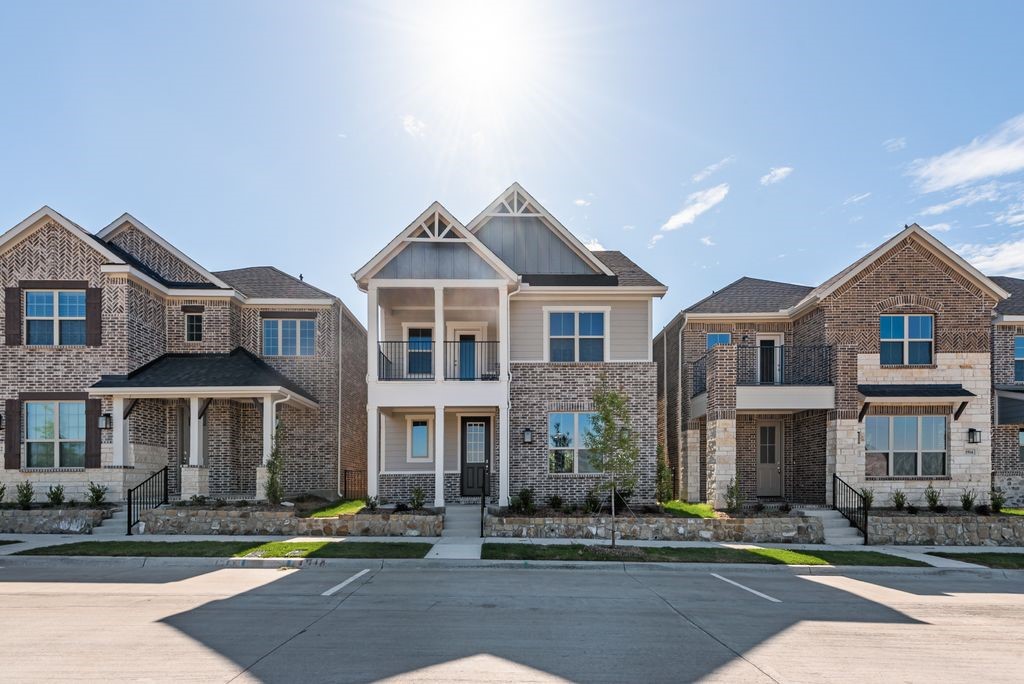 1918 Waterwalk Drive Rowlett TX 75088