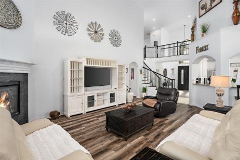 145 Las Colinas Trail Cross Roads TX 76227