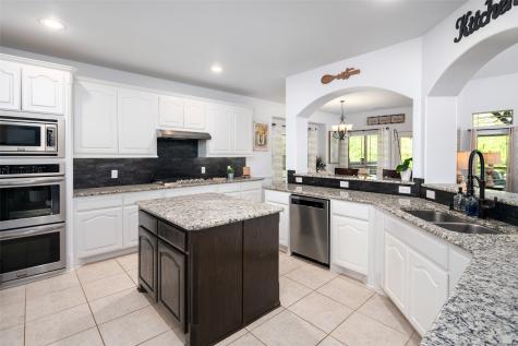 145 Las Colinas Trail Cross Roads TX 76227