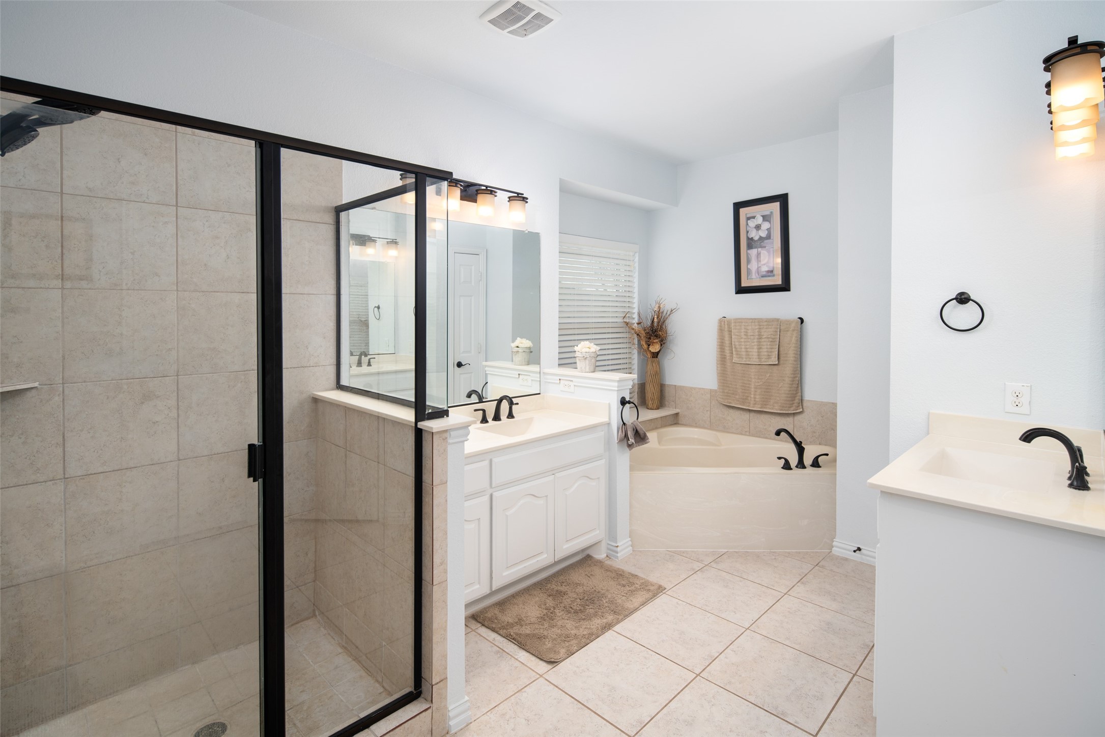 145 Las Colinas Trail Cross Roads TX 76227