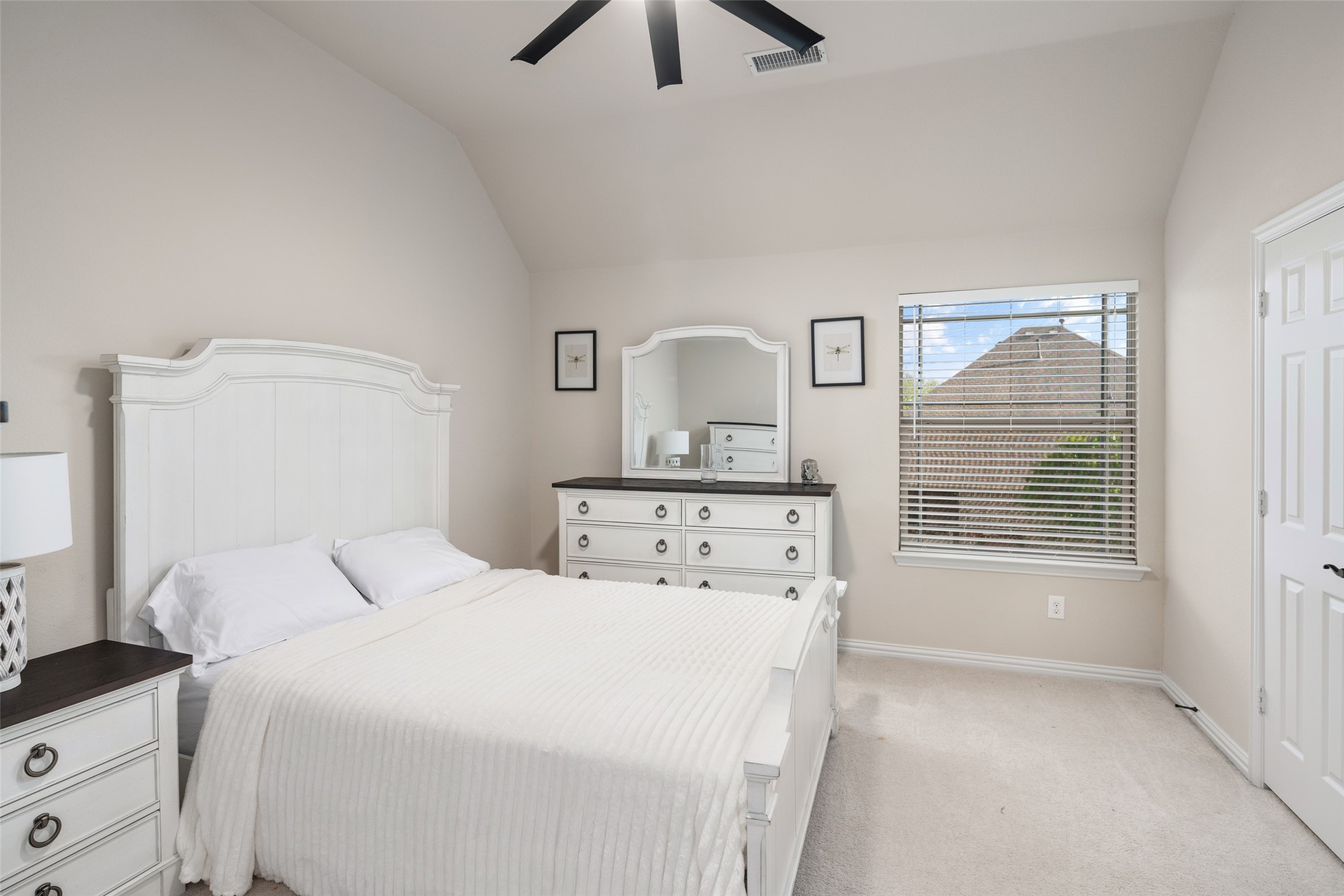 145 Las Colinas Trail Cross Roads TX 76227