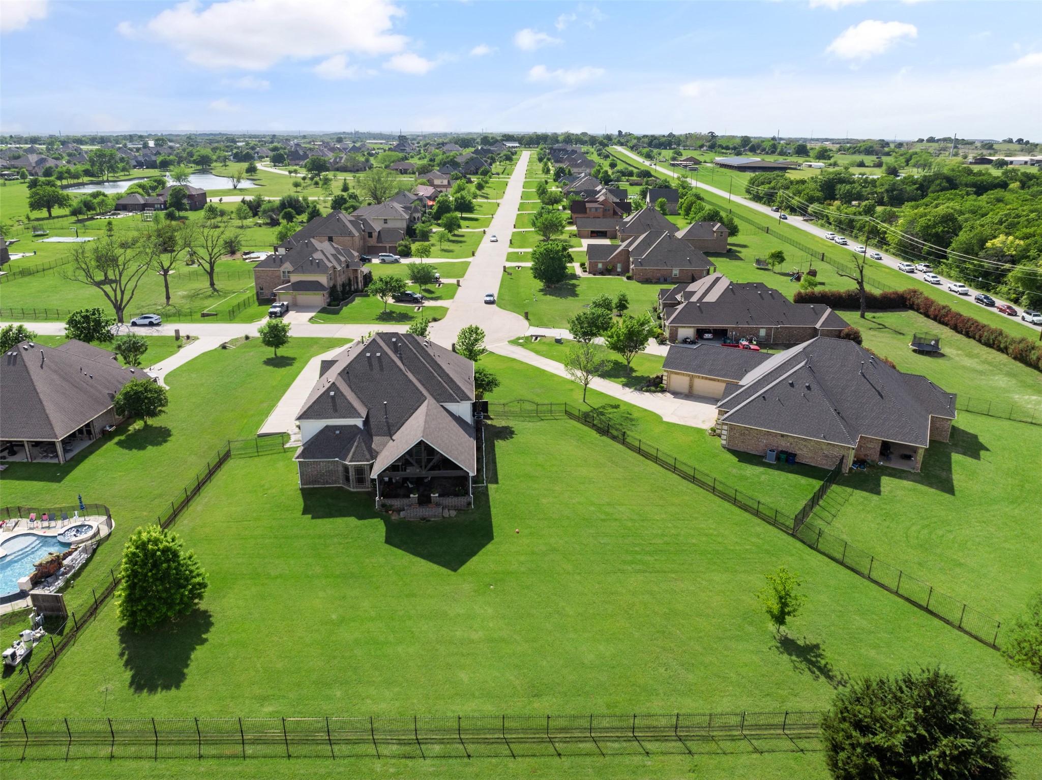 145 Las Colinas Trail Cross Roads TX 76227