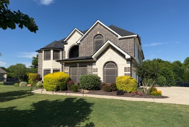 145 Las Colinas Trail Cross Roads TX 76227