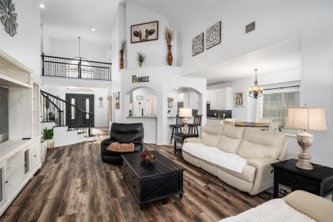 145 Las Colinas Trail Cross Roads TX 76227