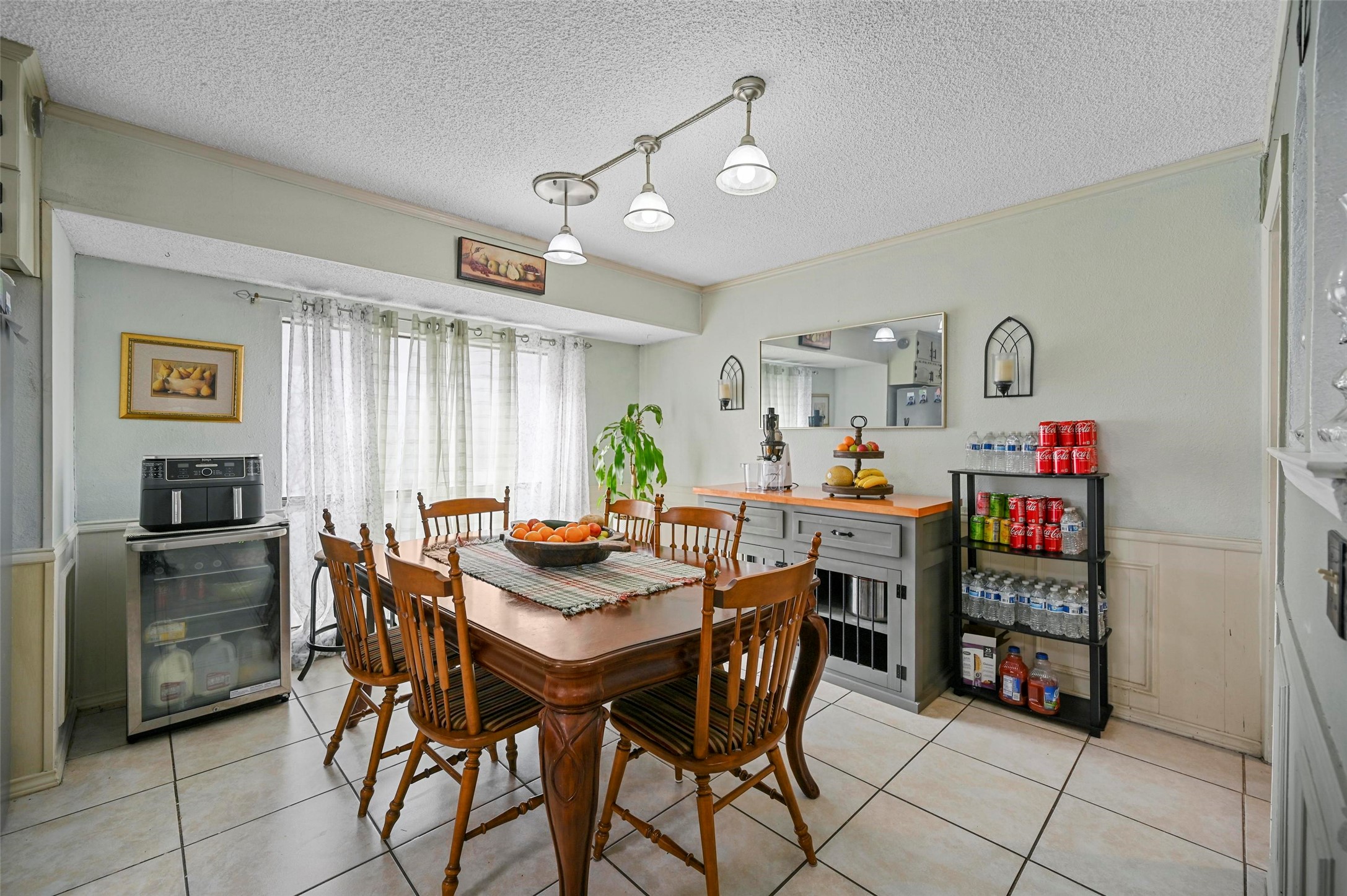 1908 Overbrook Drive Arlington TX 76014