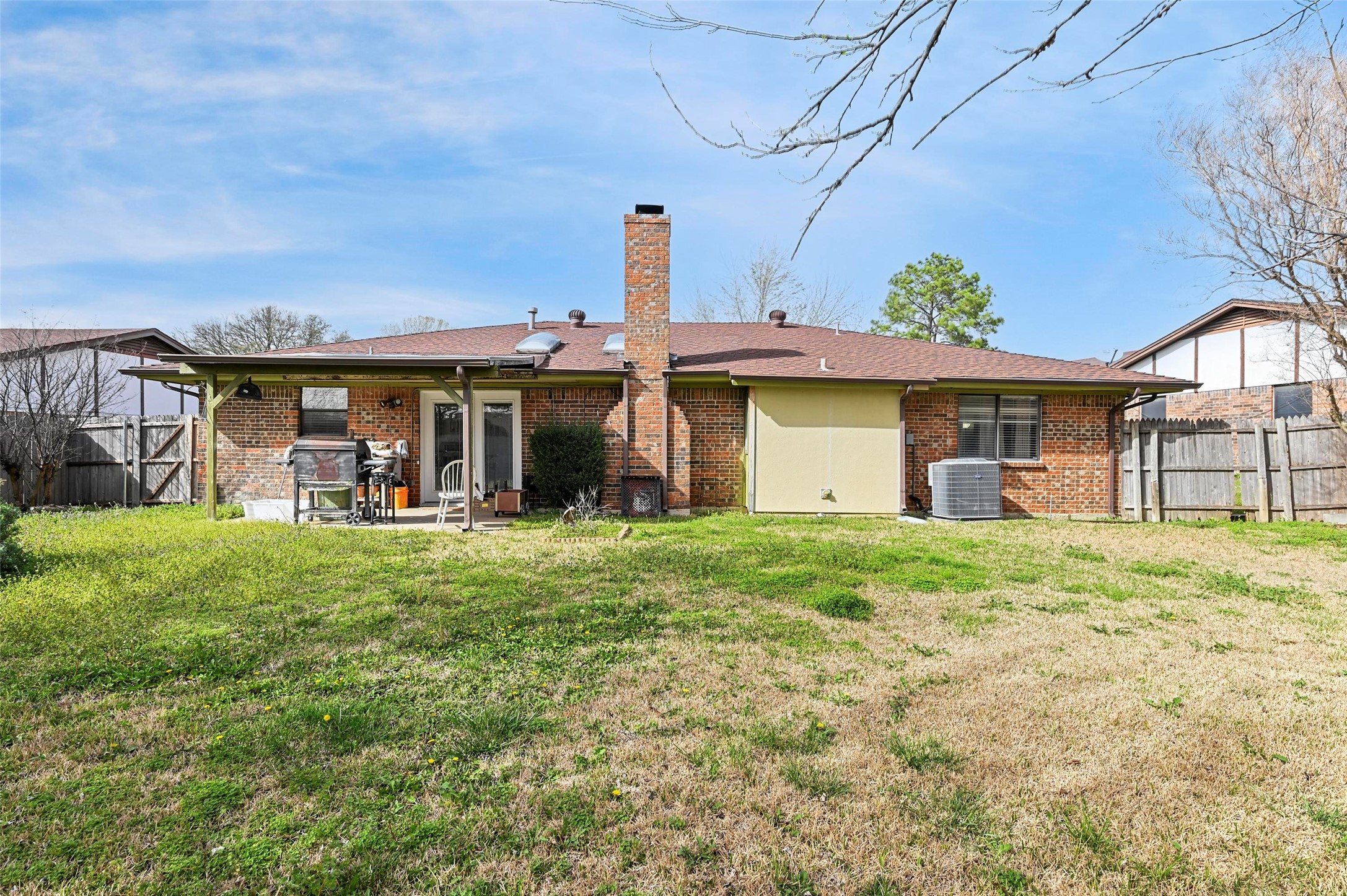 1908 Overbrook Drive Arlington TX 76014