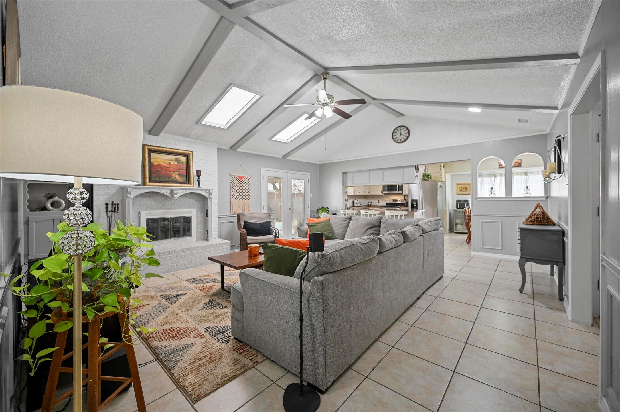 1908 Overbrook Drive Arlington TX 76014