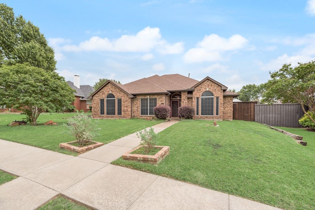 2114 Greenstone Trail Carrollton TX 75010