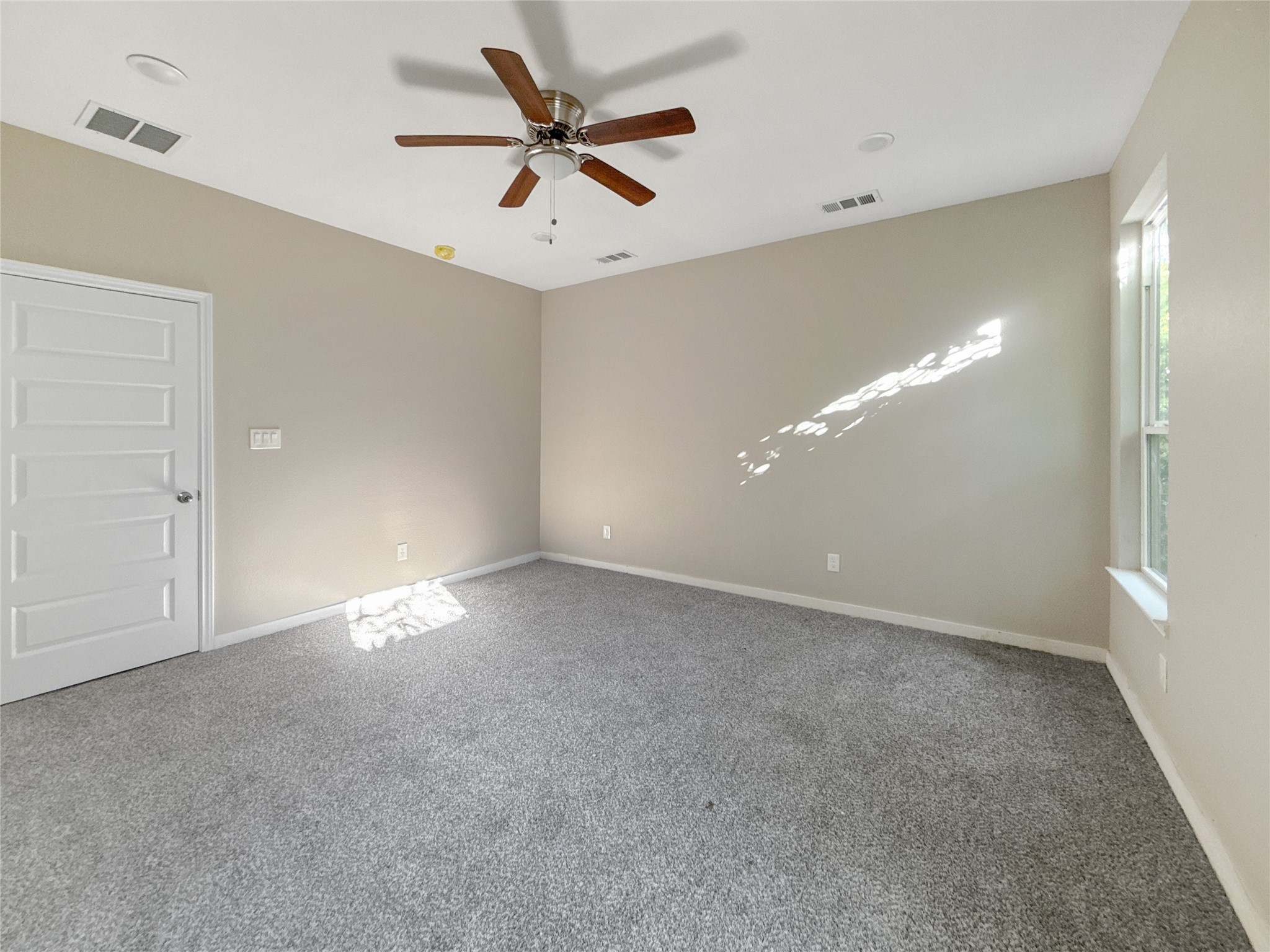 1228 Bessie Street Fort Worth TX 76104