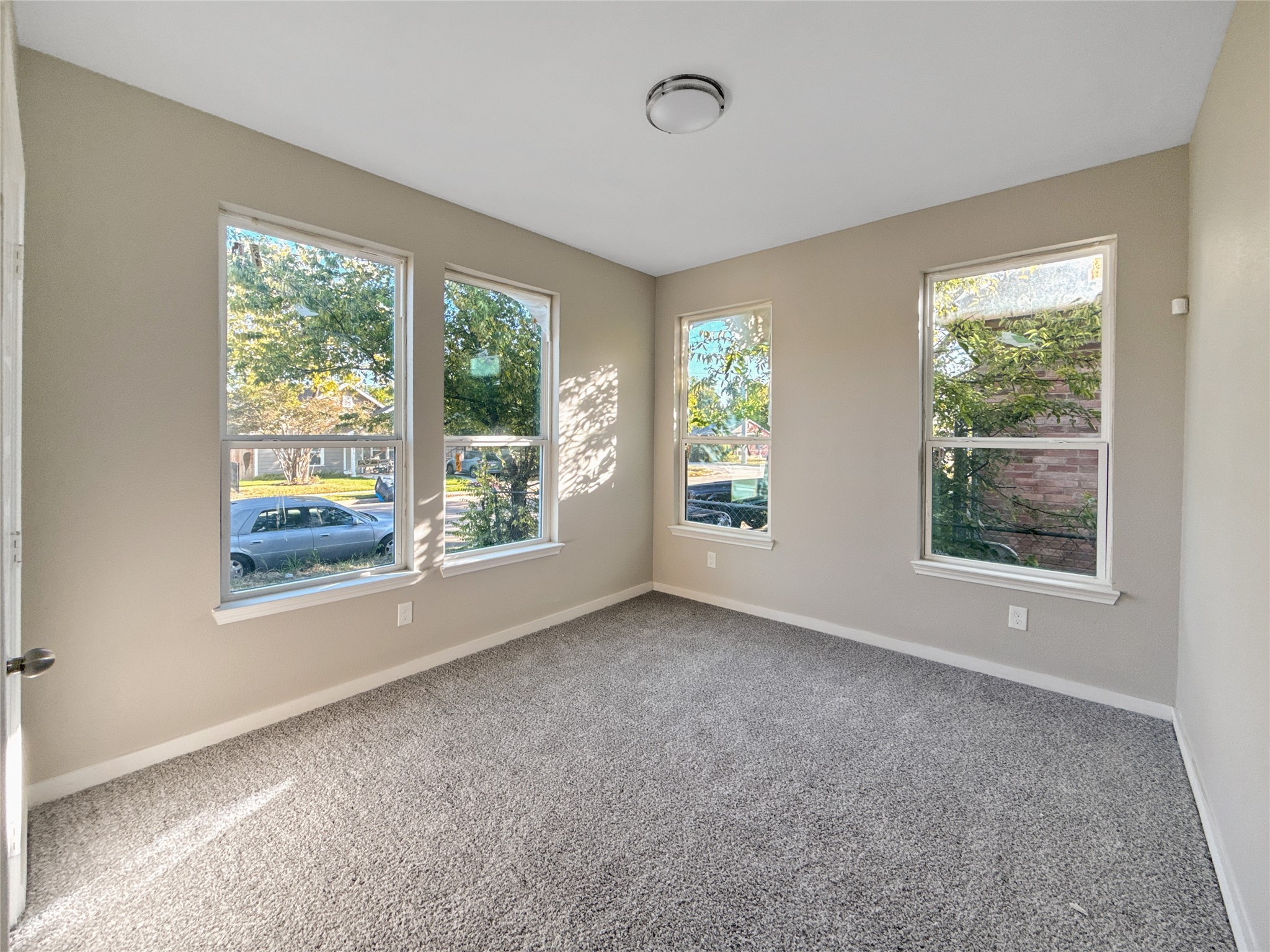 1228 Bessie Street Fort Worth TX 76104