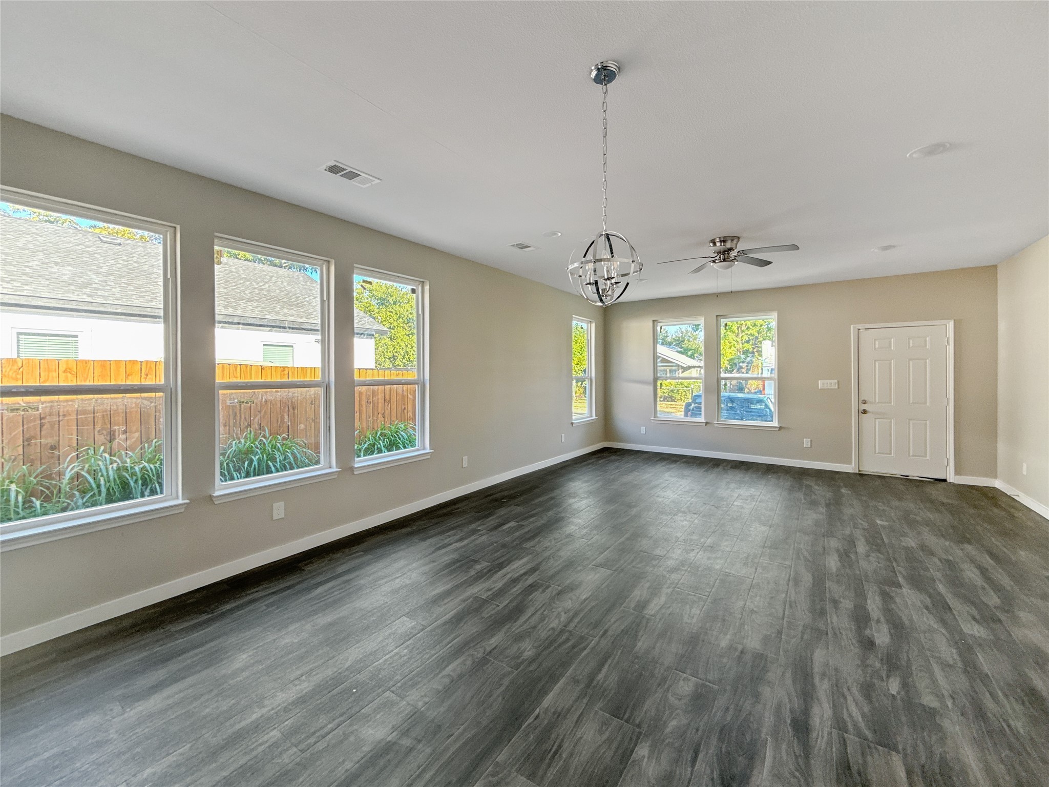 1228 Bessie Street Fort Worth TX 76104