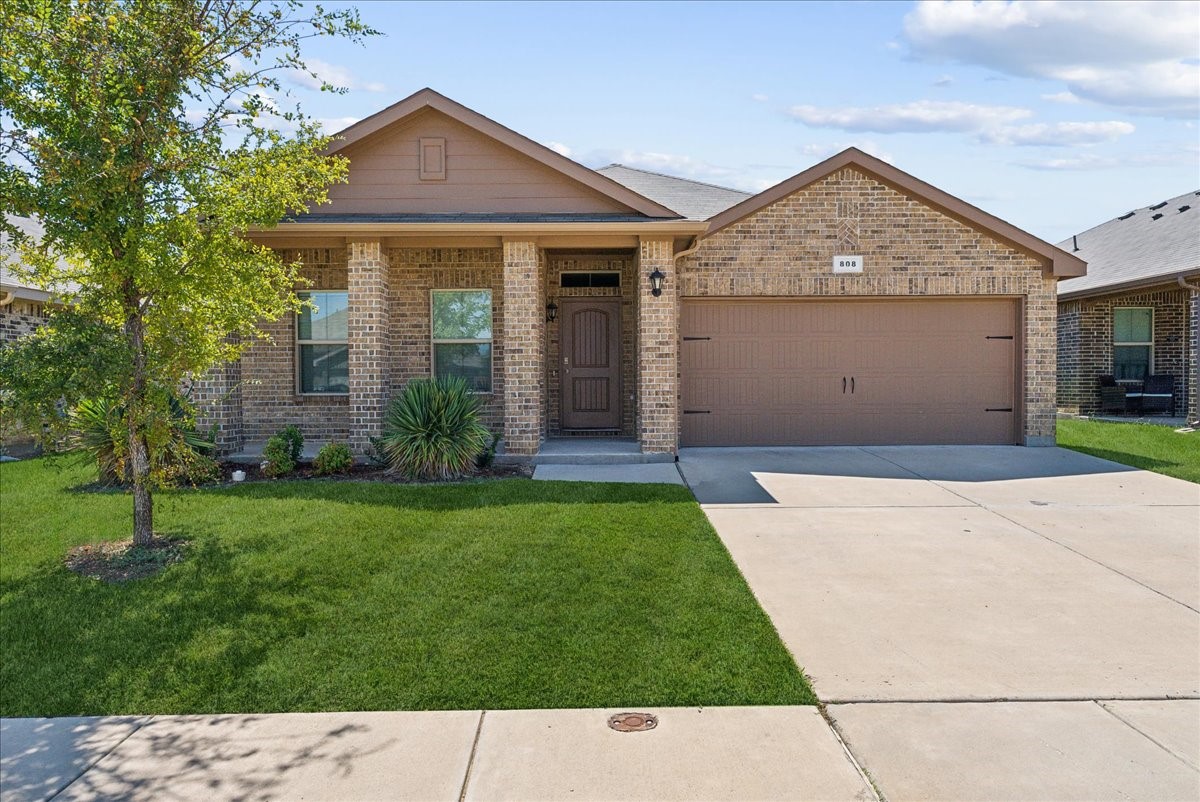 808 Walls Boulevard Crowley TX 76036