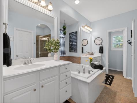 1405 Cherokee Rose Trail Savannah TX 76227