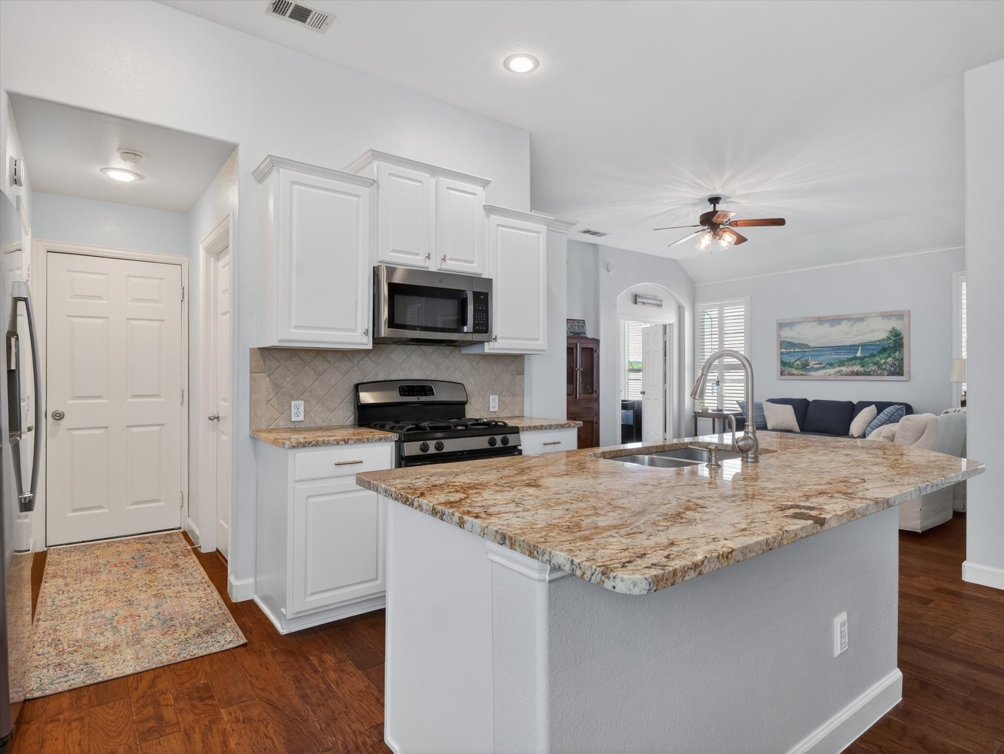 1405 Cherokee Rose Trail Savannah TX 76227