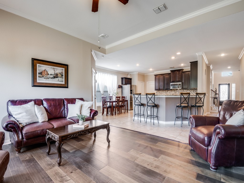 924 Blanco Lane Mckinney TX 75071