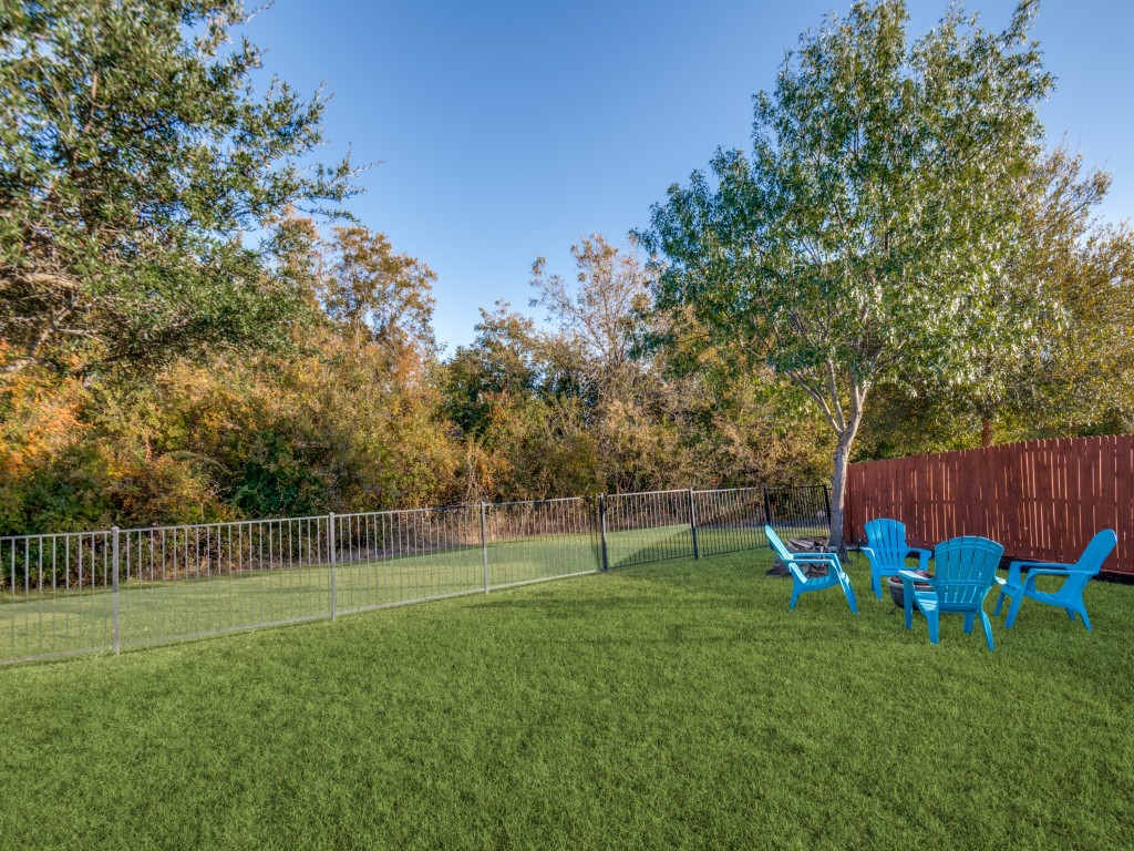 924 Blanco Lane Mckinney TX 75071