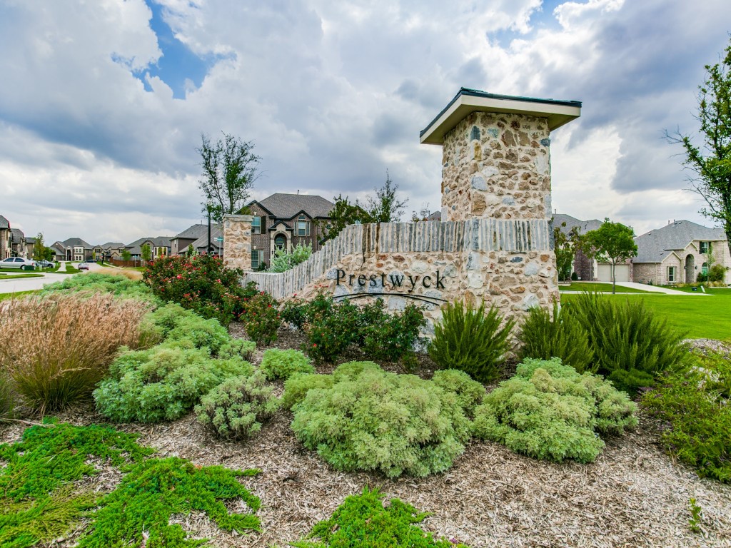 924 Blanco Lane Mckinney TX 75071
