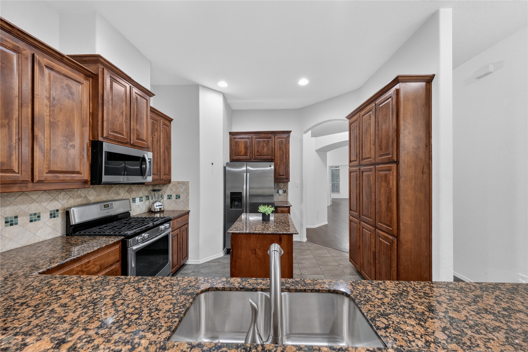 1121 Hidden Lake Drive Burleson TX 76028